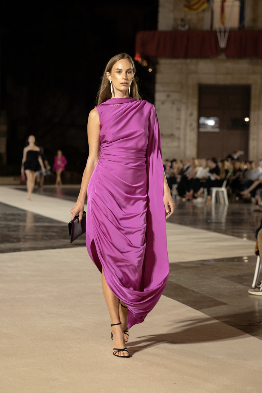 Sleeveless M?naco Dress