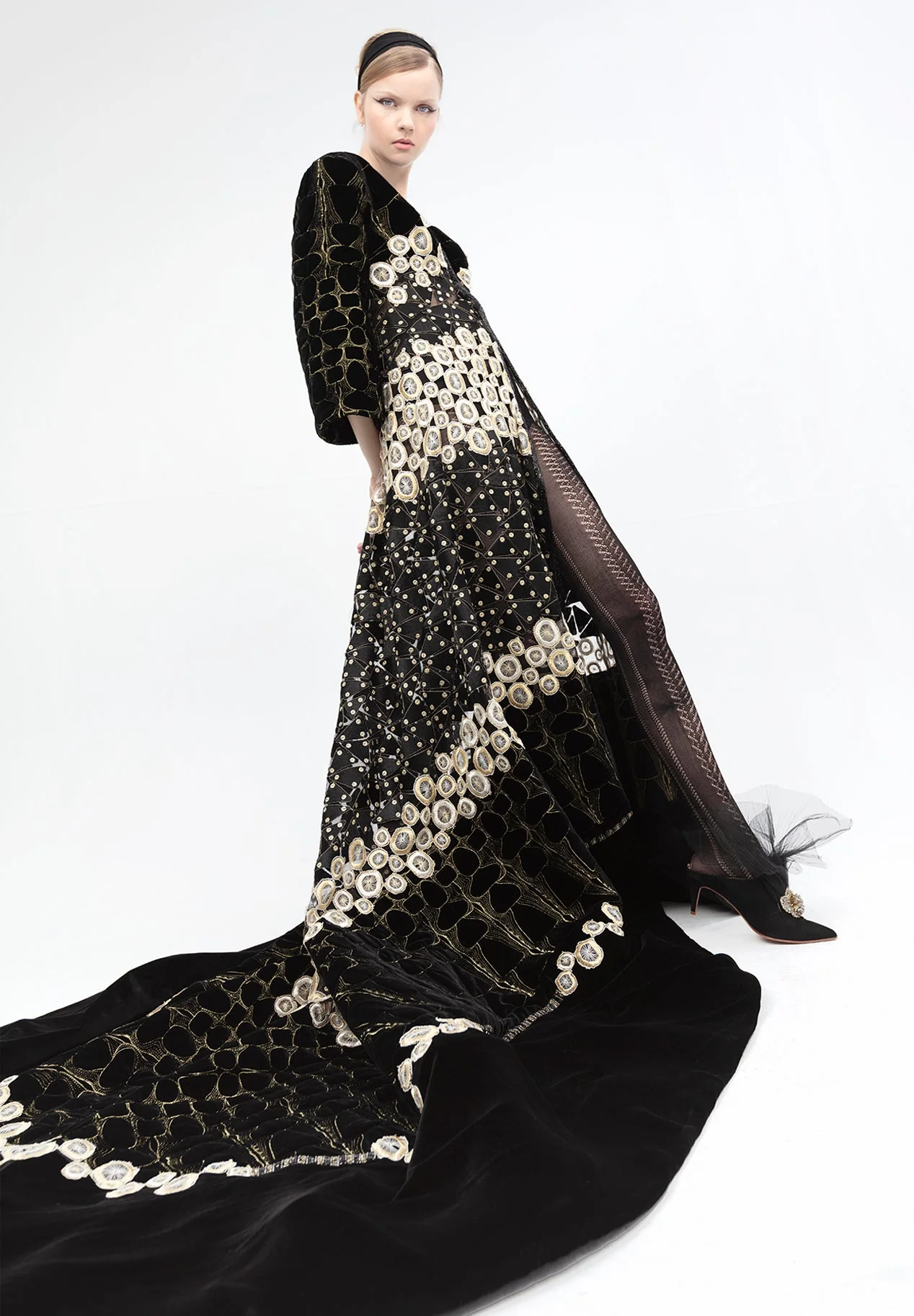 Velvet ? Sleeve Coat