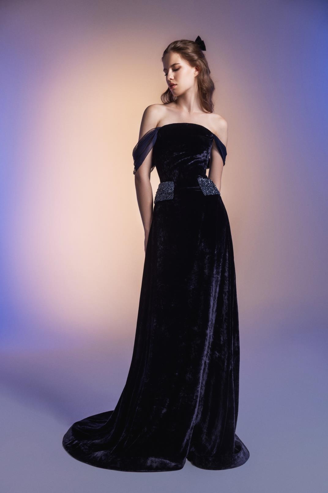 Off Shoulder Velvet-Gown