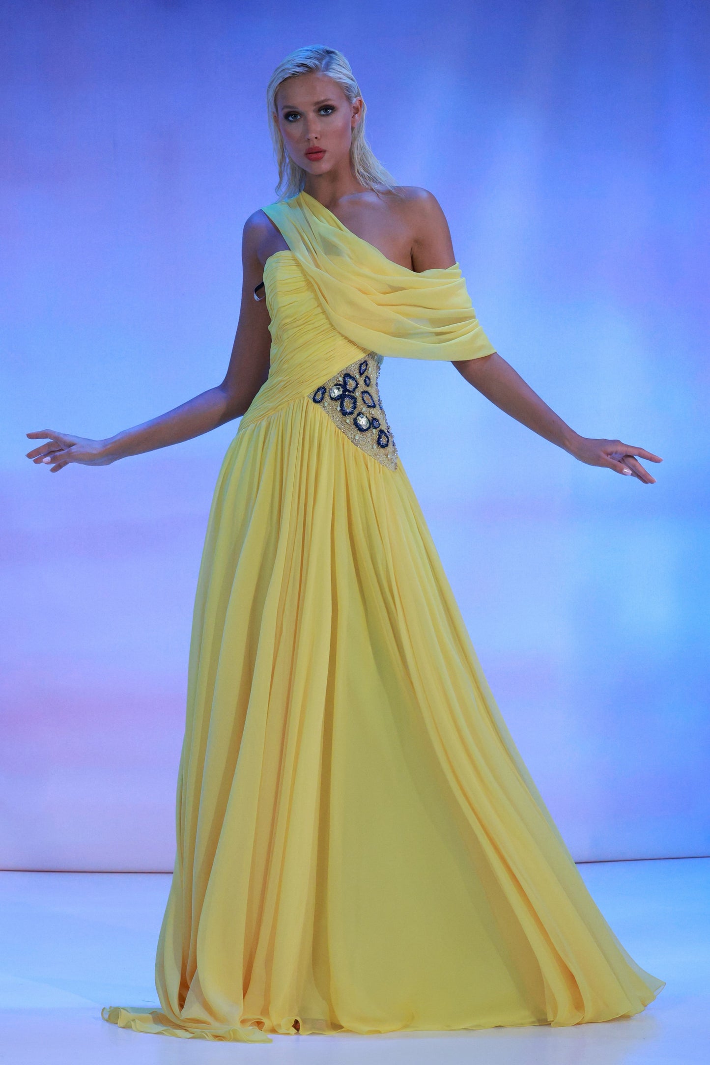 Strapless Mousseline Gown