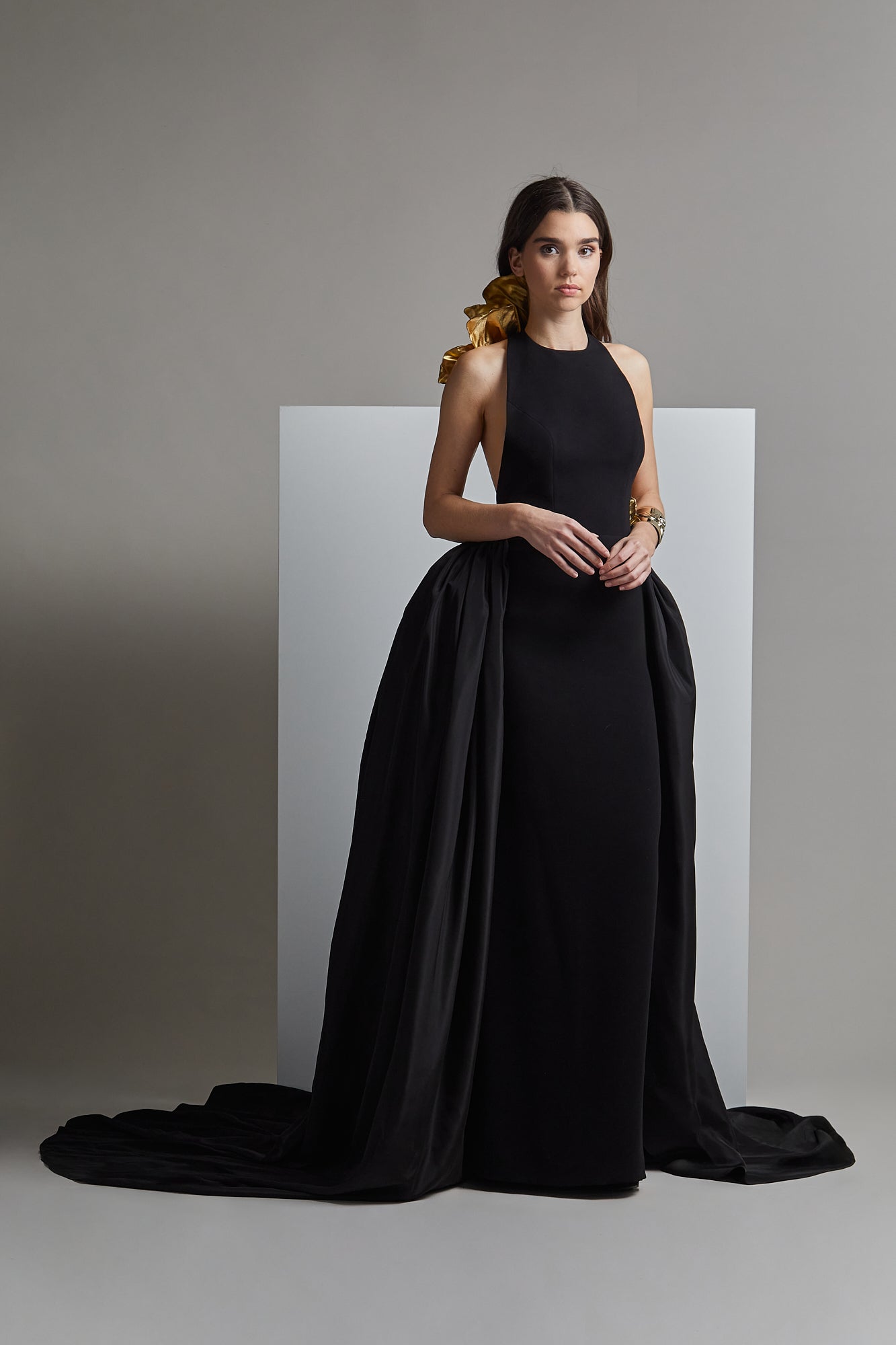 Sleeveless SAYUMI Evening Dress