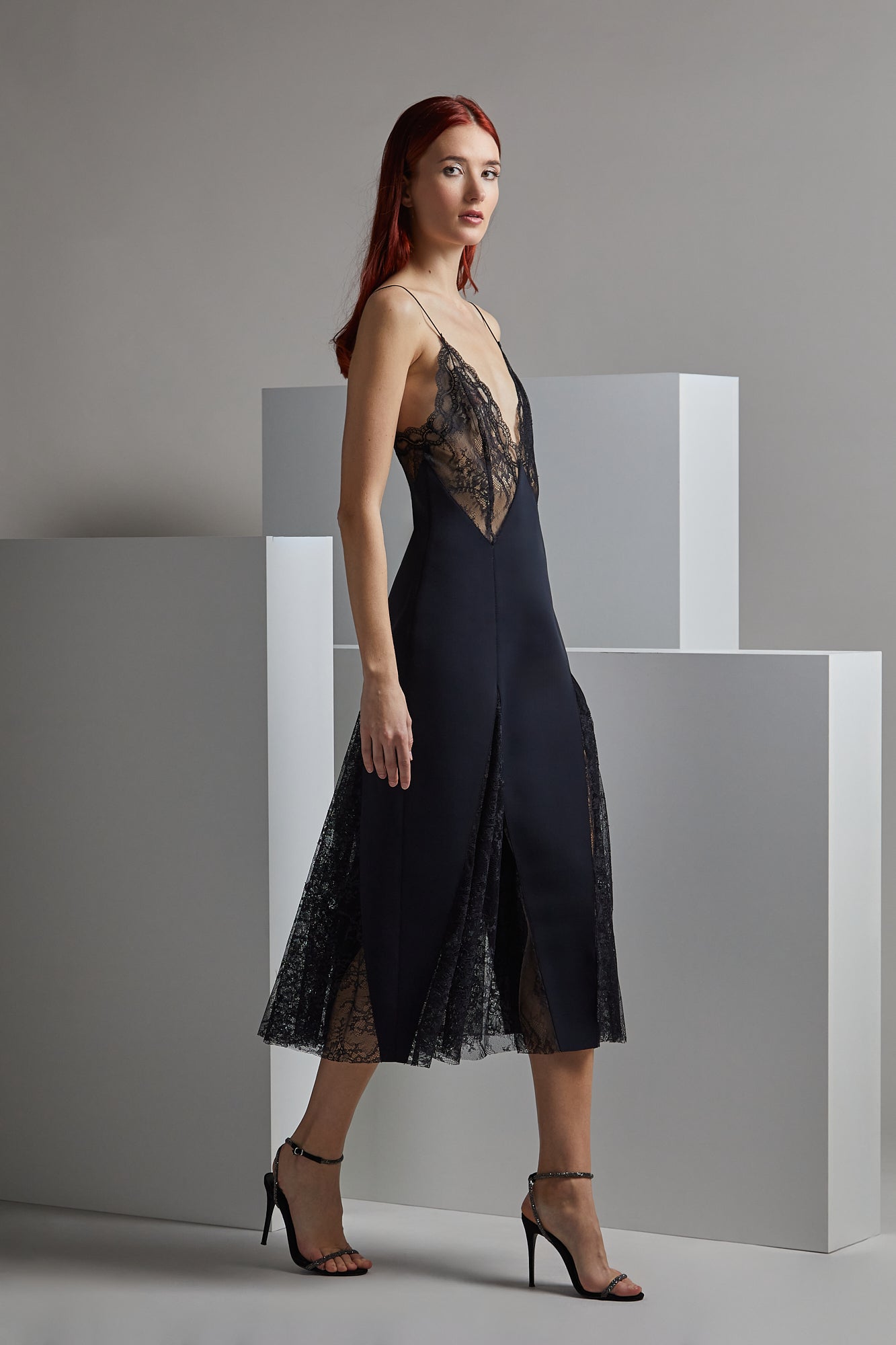 Sleeveless TAIGA Midi Dress