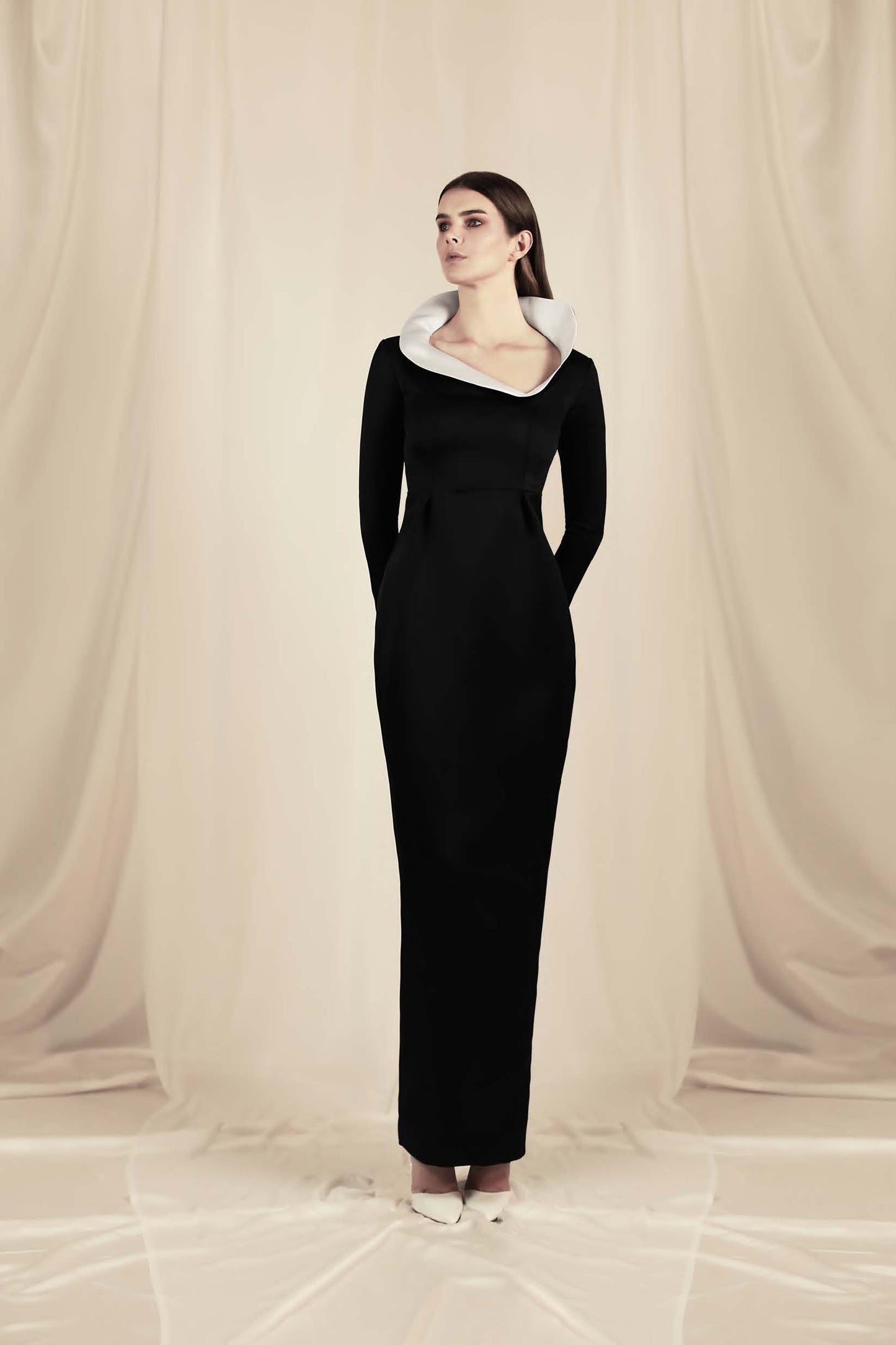 Sphere Neck Gown