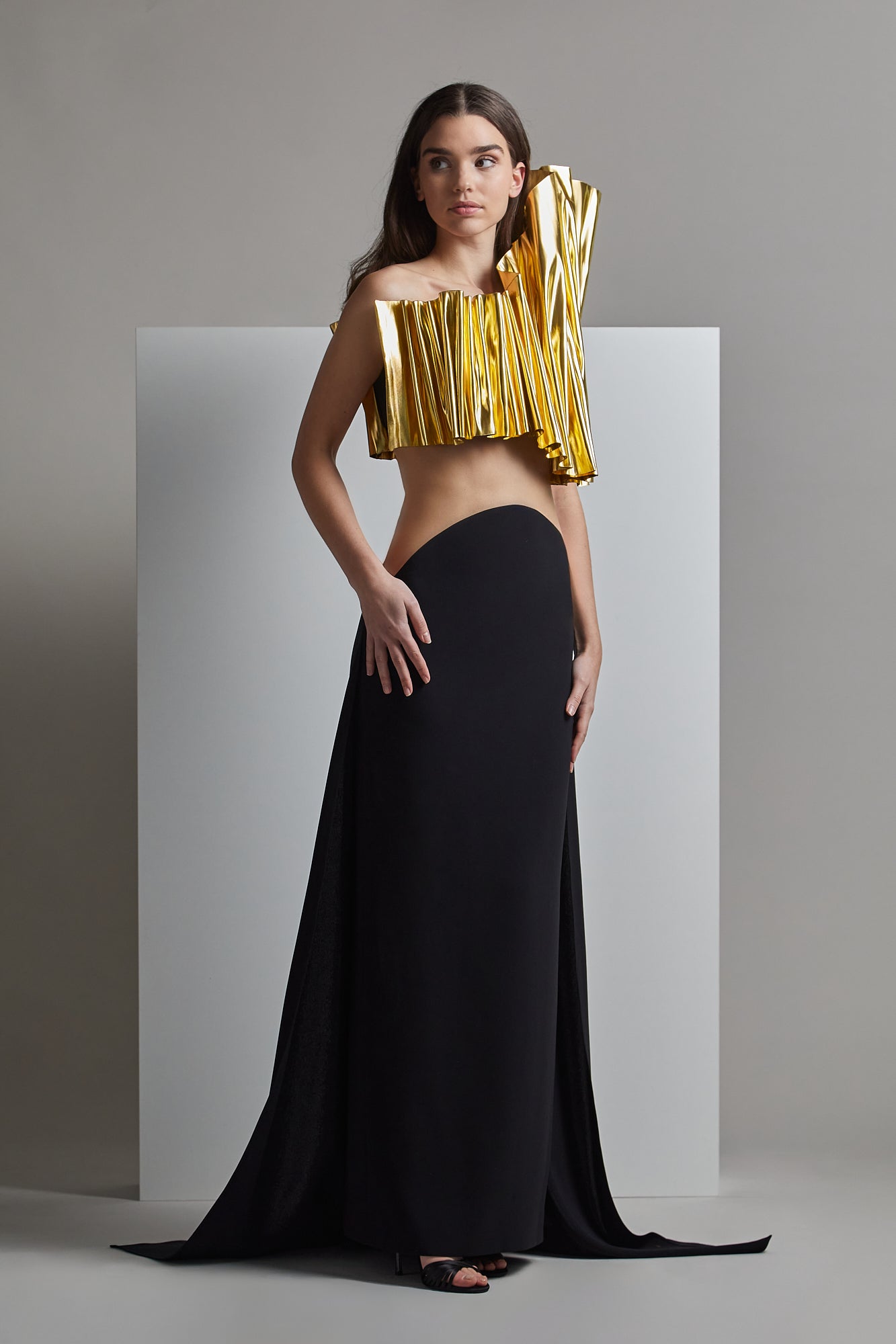 Sleeveless YOSHINORI Evening Dress