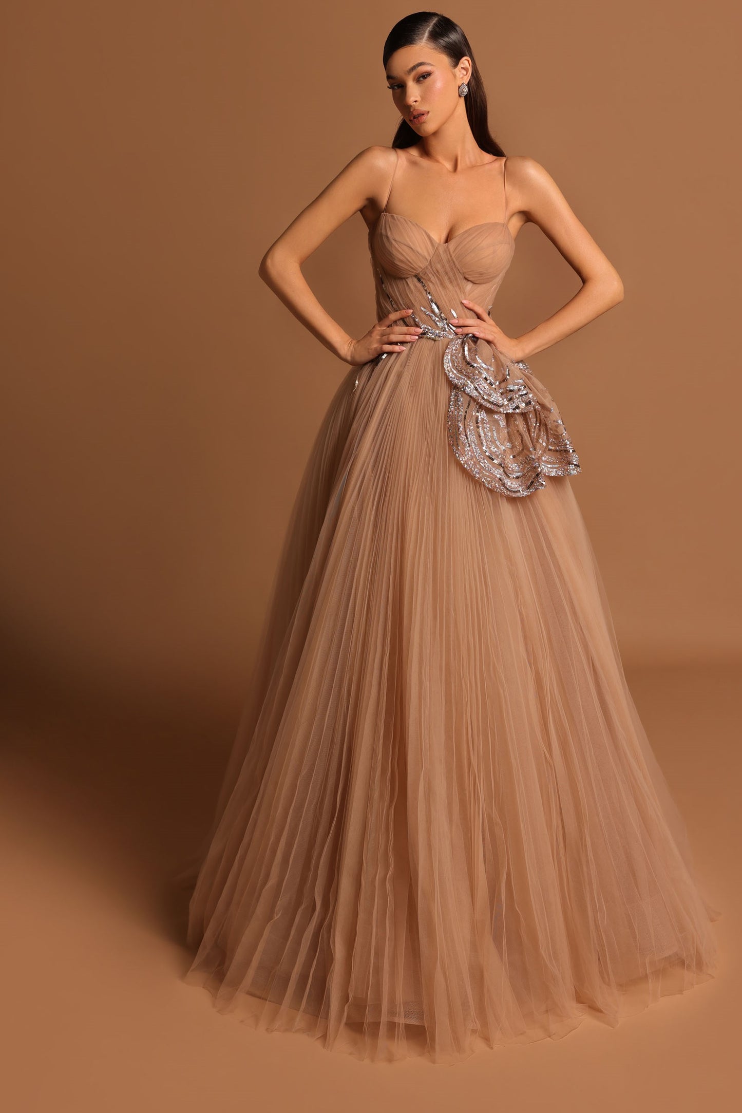 Sleeveless RIBBON Gown