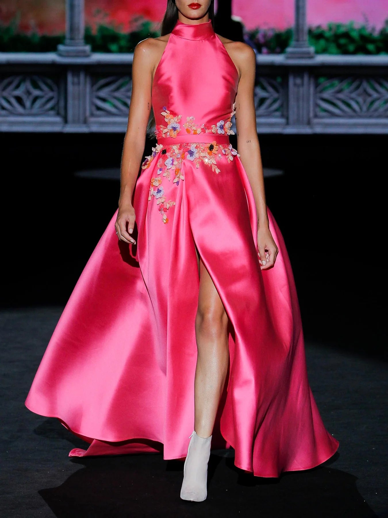 Sleeveless Halter Neck Dress