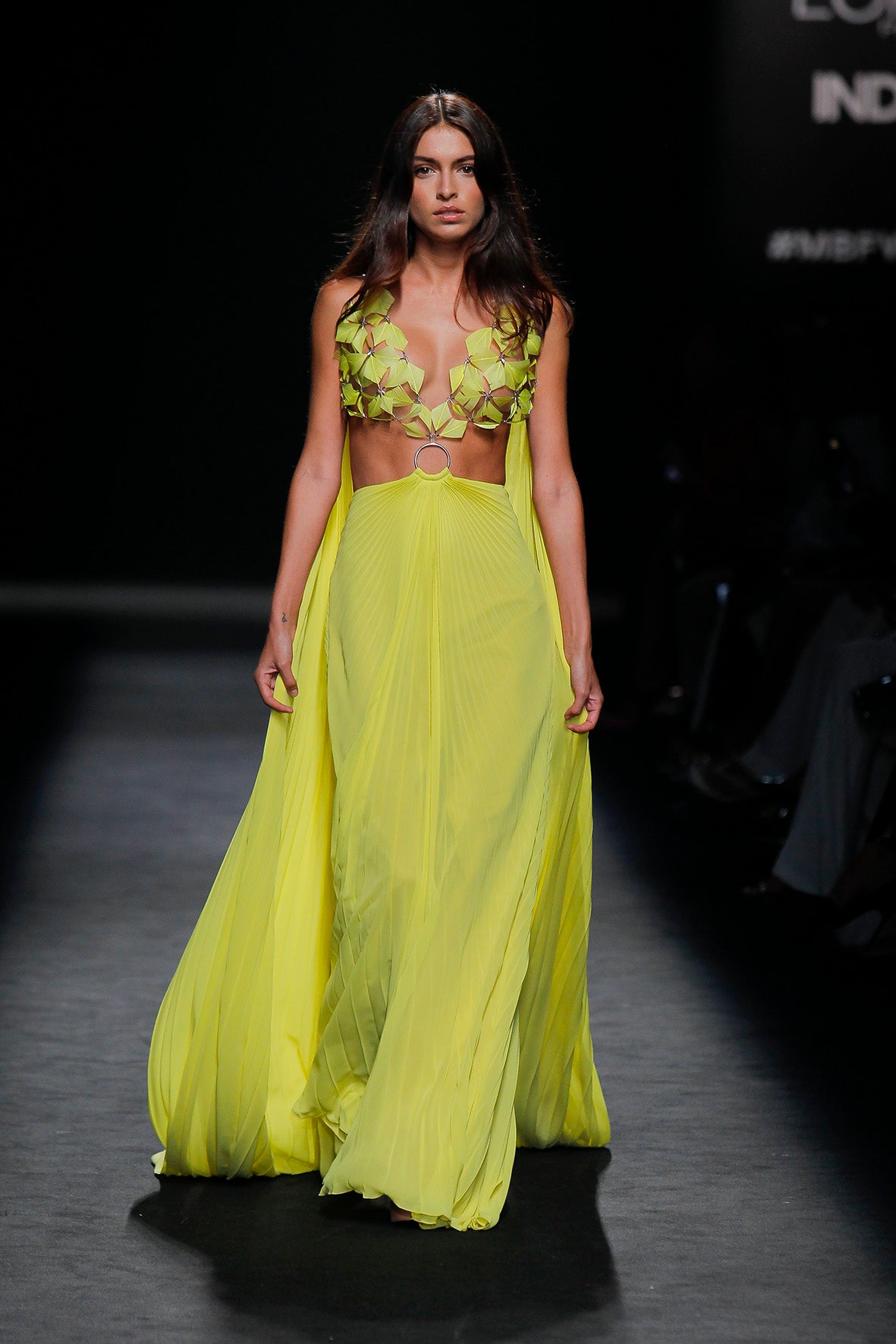 Sleeveless Elbonia Gown