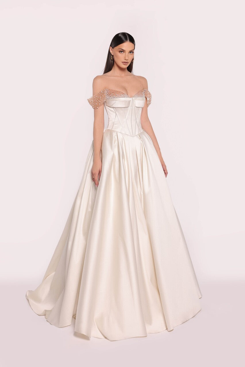 Escurs Taffeta A-Line Gown