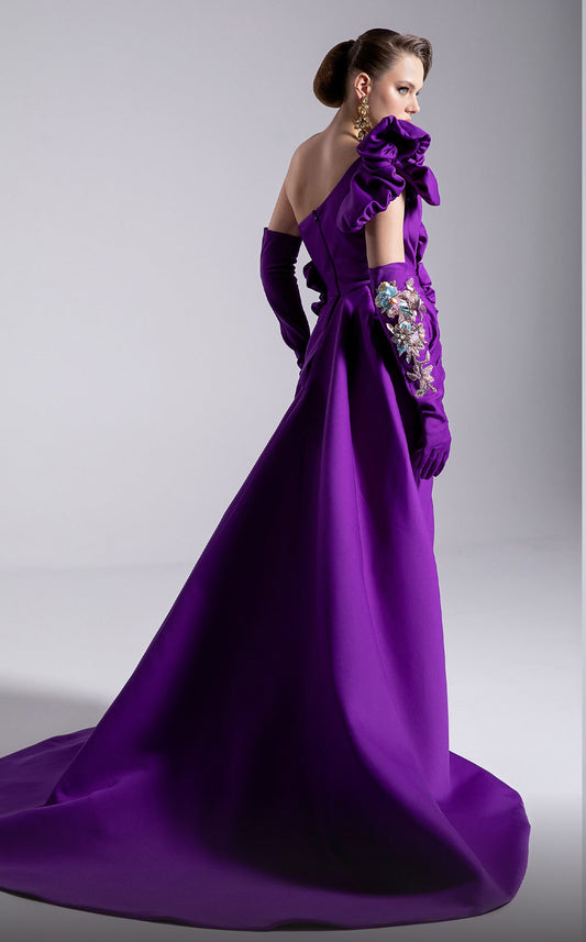 One-Shoulder Strap Gown