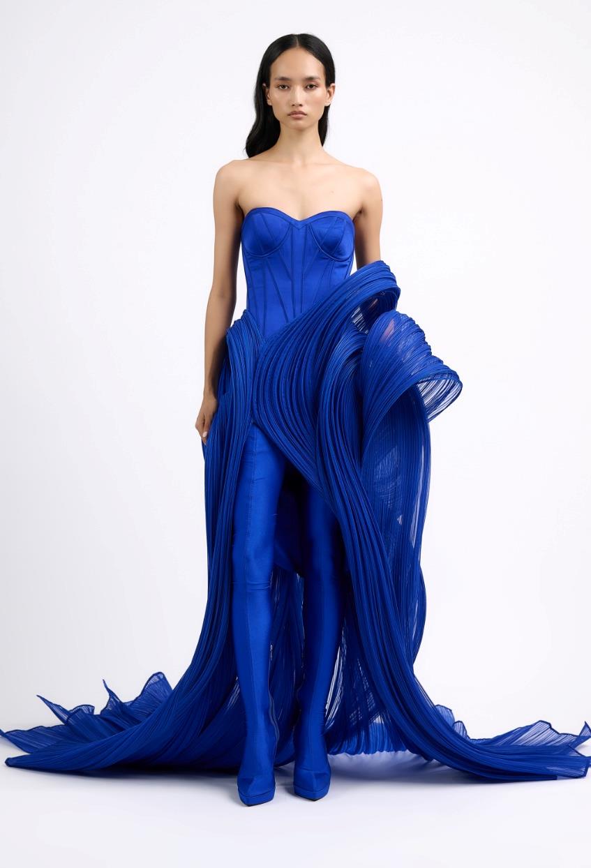 Strapless Sculpted - Gown