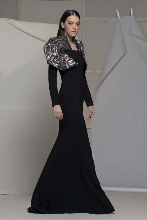 Albettone Long Sleeve Fitted Gown