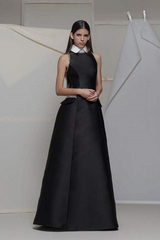 Altamura Sleeveless Collared Neck Gown