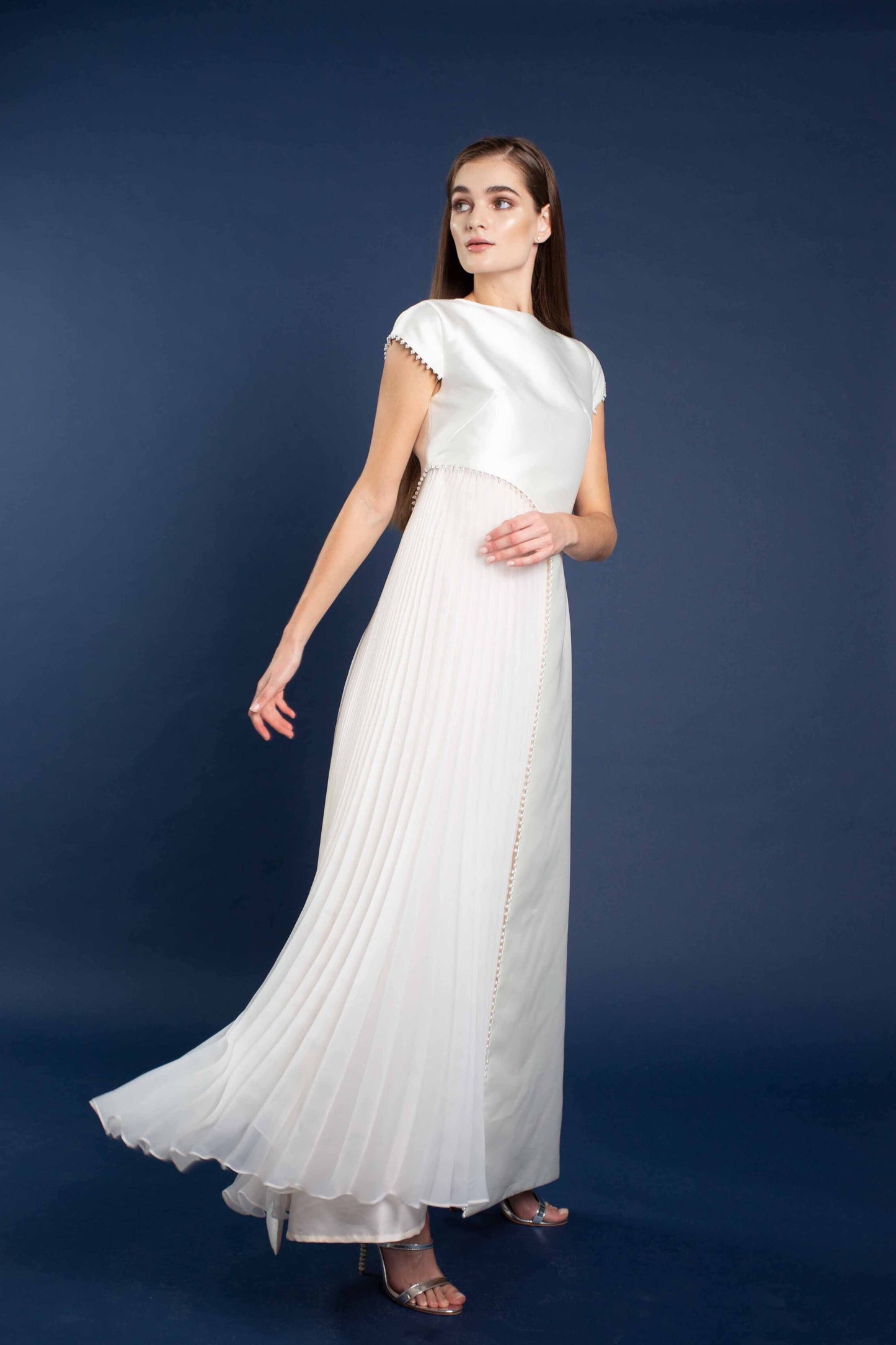 Kia Drop Pearl Cutout Kaftan