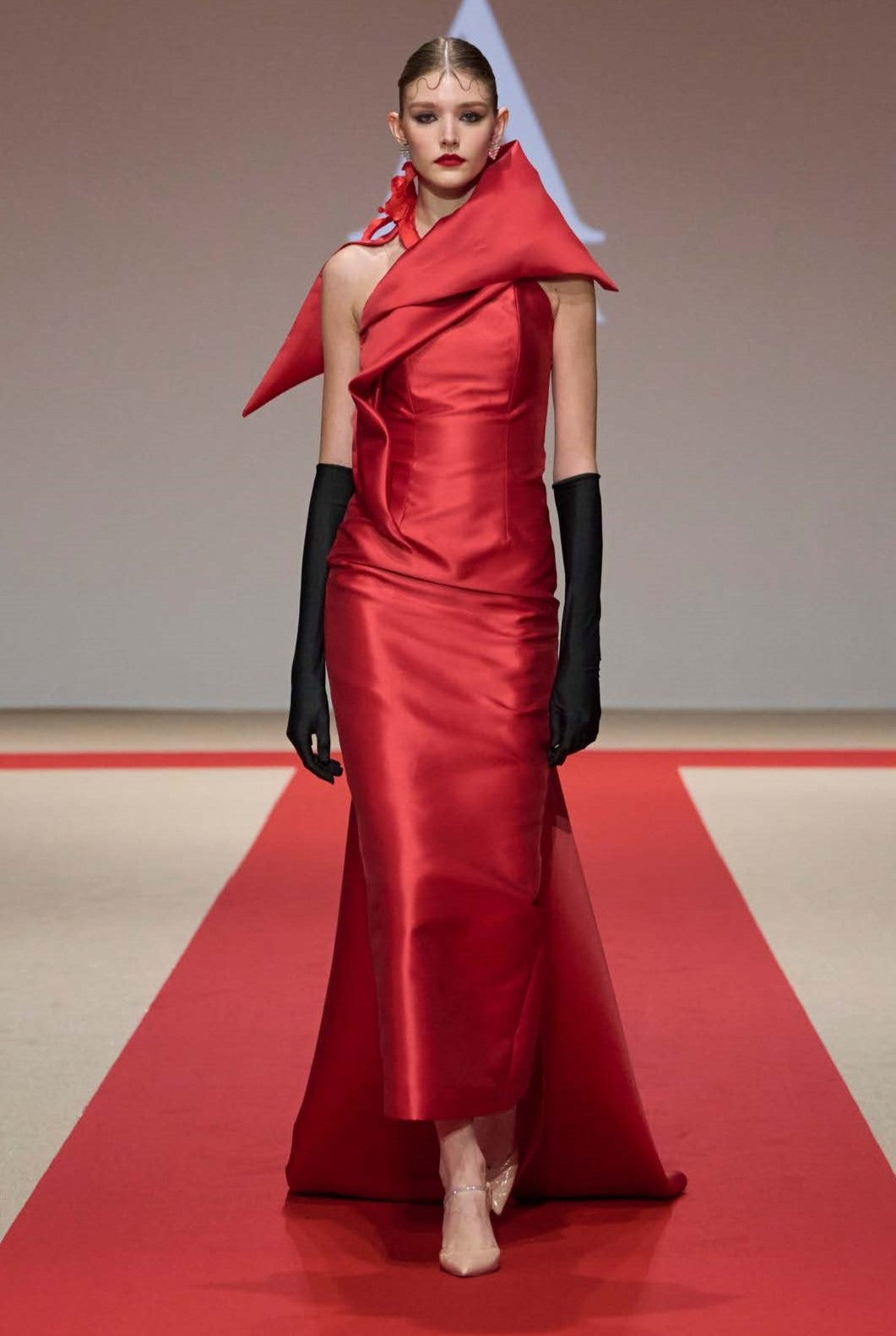 Sculpted One Shoulder Fitted Gown