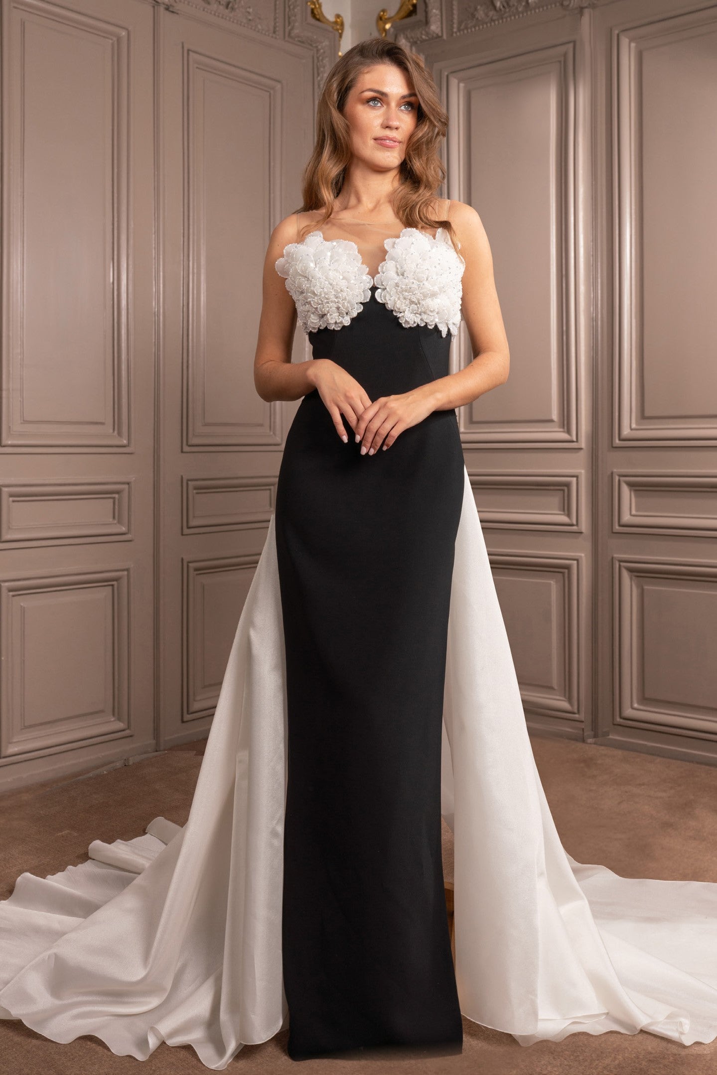 Sleeveless Sweeping Drape Gown