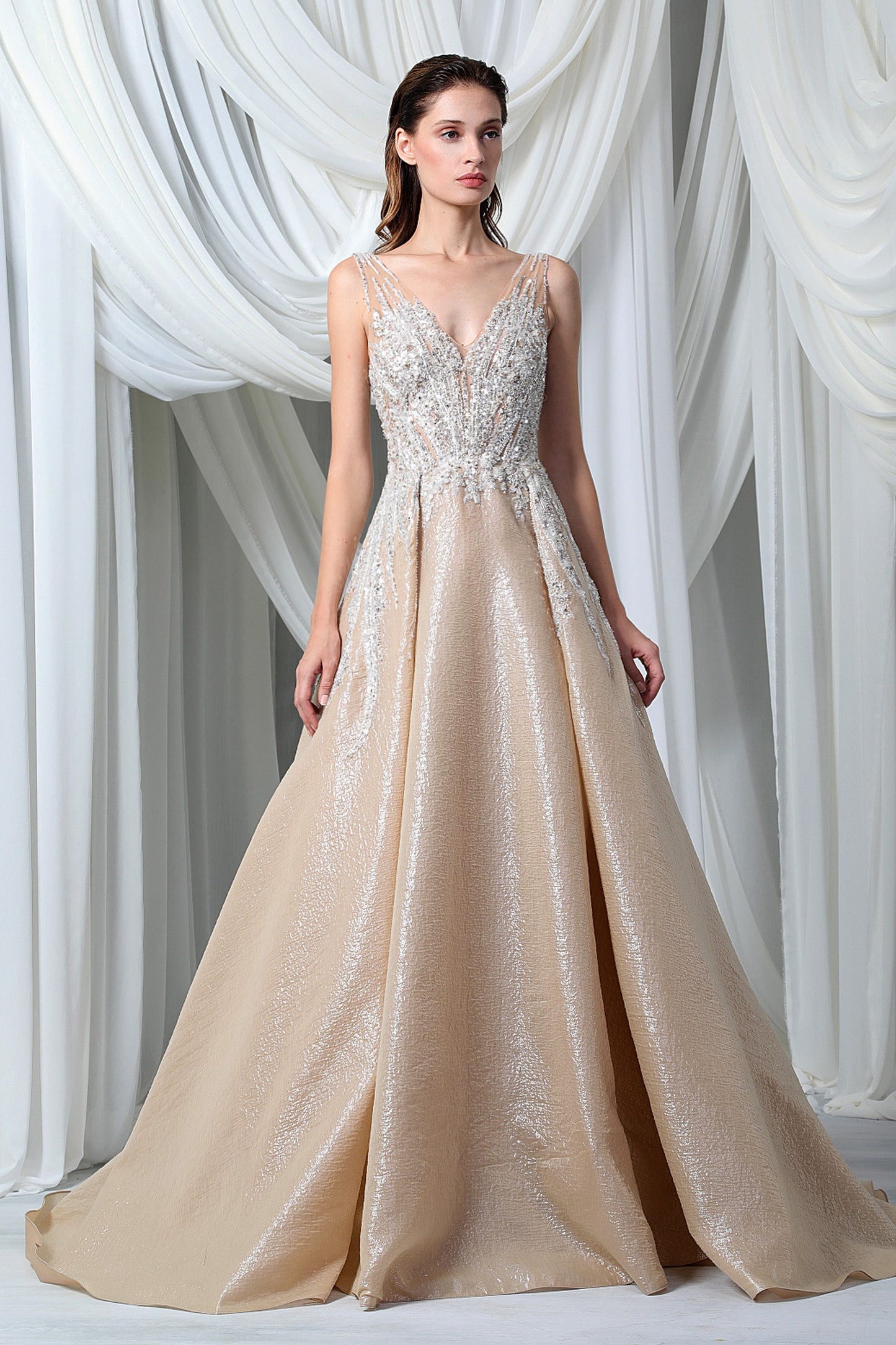 Sleeveless Silk Organza Cloqu?e Gown