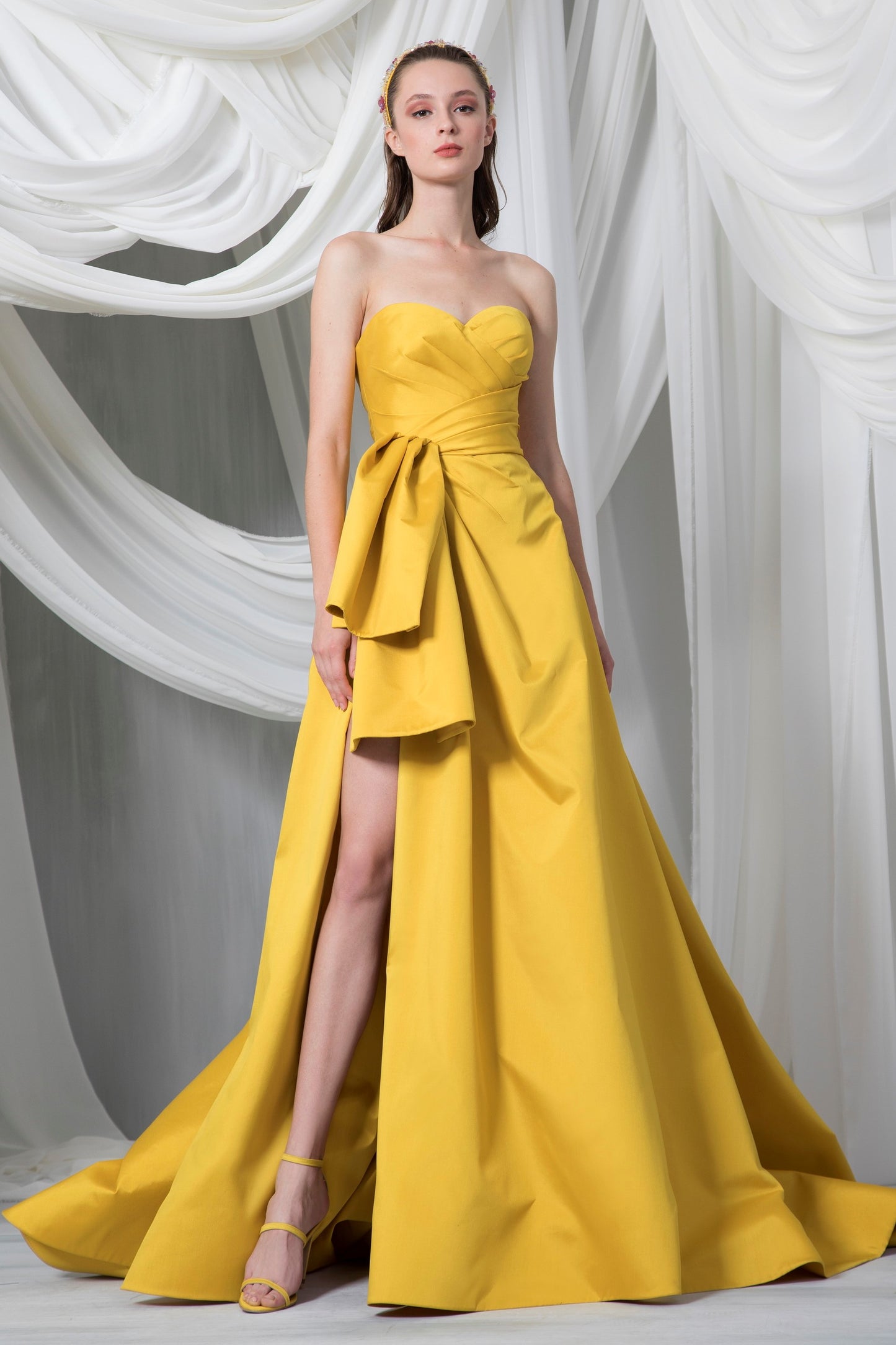 Strapless Taffeta Silk Sweetheart Gown