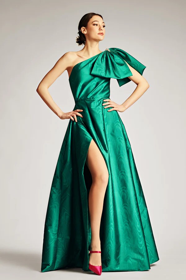 Viola Moir? Taffeta Gown