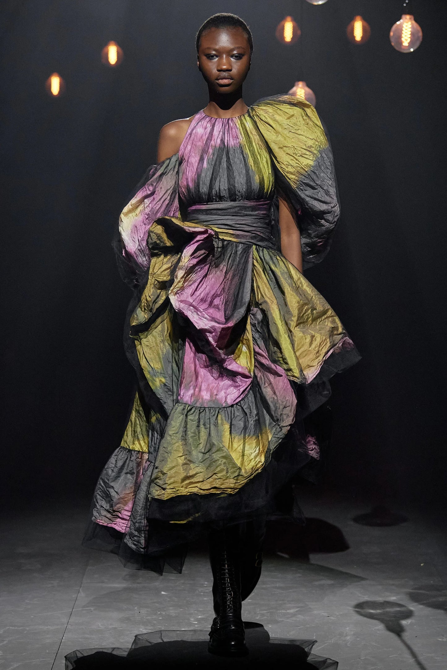 Halter Neck Volume Draped Dress