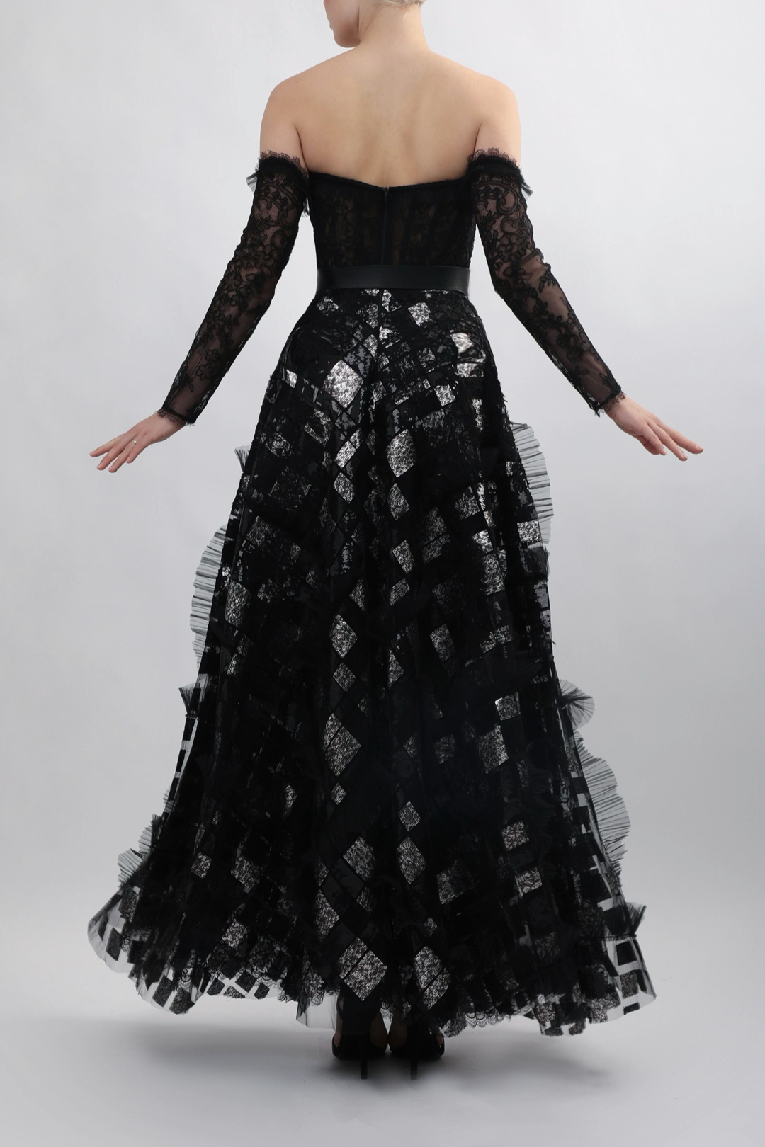 Sweetheart Lace Gown