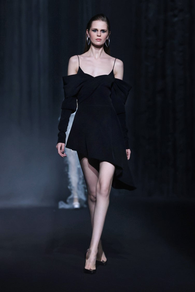 Cr?pe Dress with Puffy Sleeves