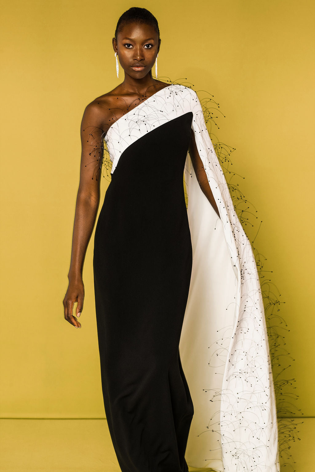 Cape Sleeve Turqu?a Gown