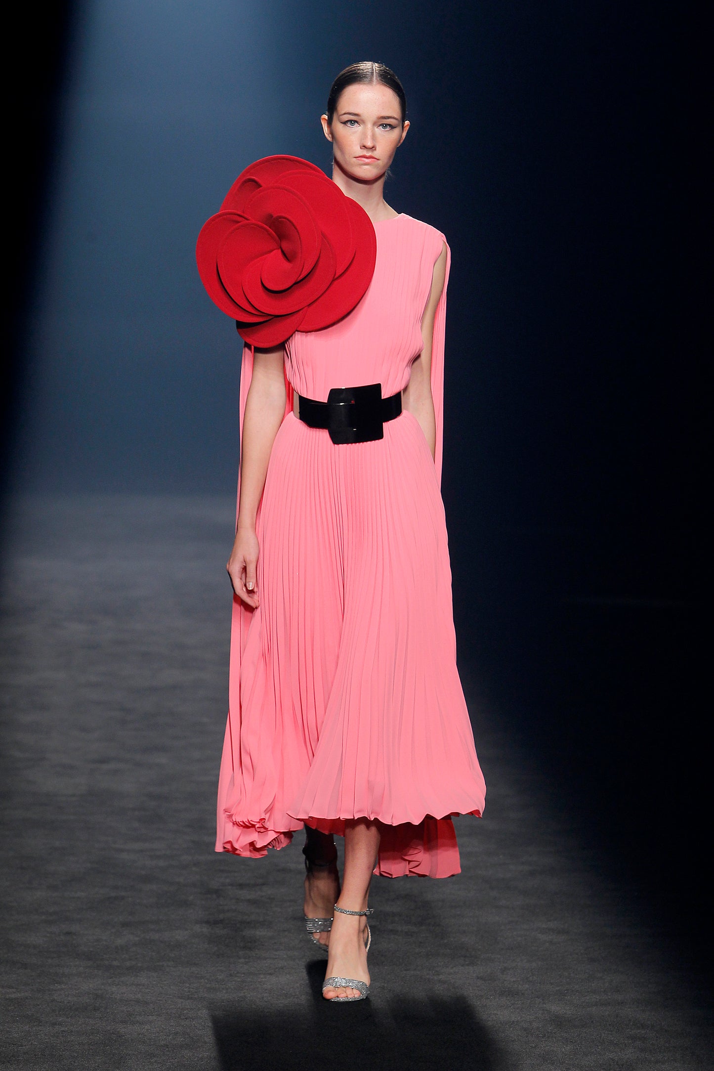 Calitri Sleeveless Rosette Pleated Midi Dress