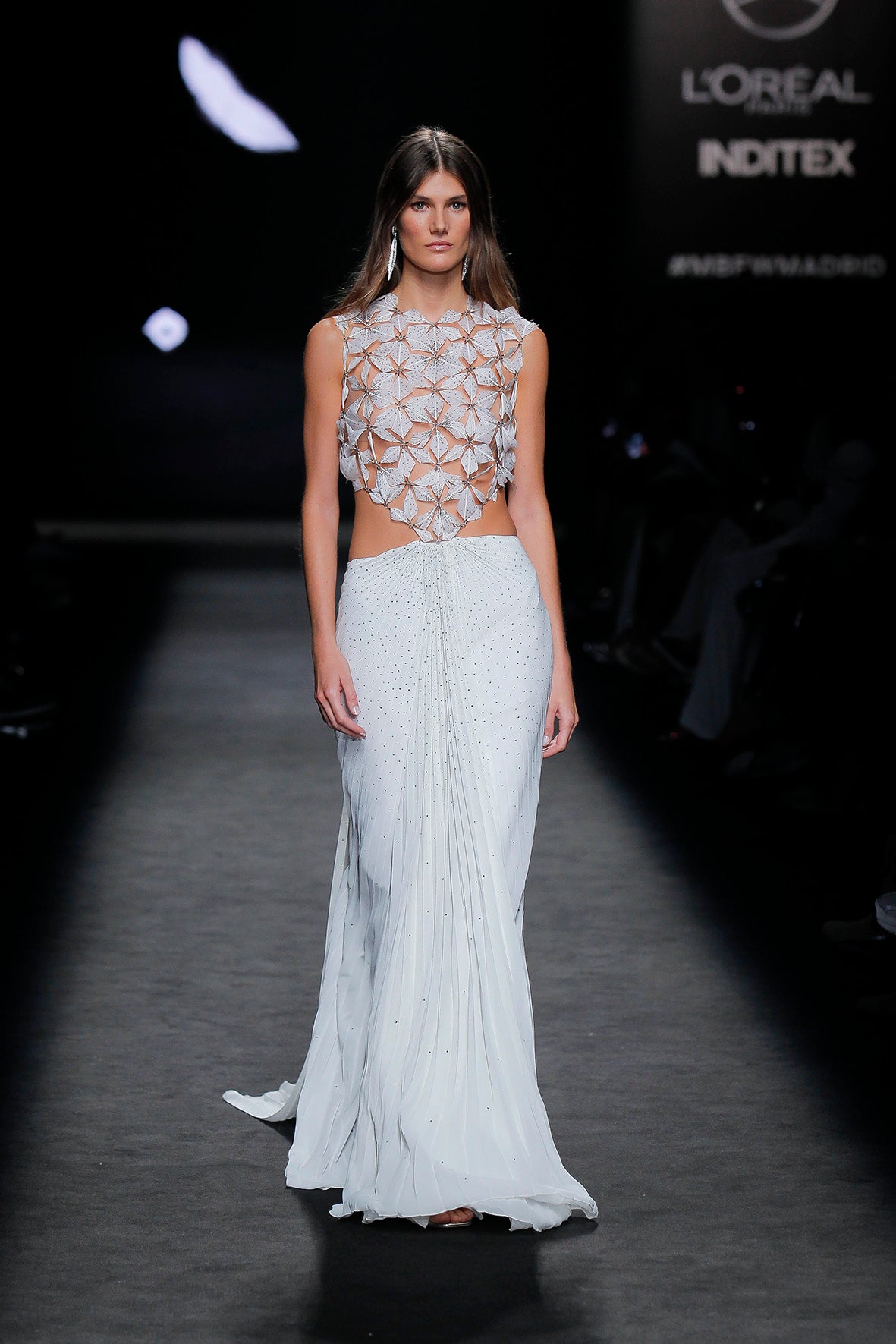 Sleeveless Burkina Gown