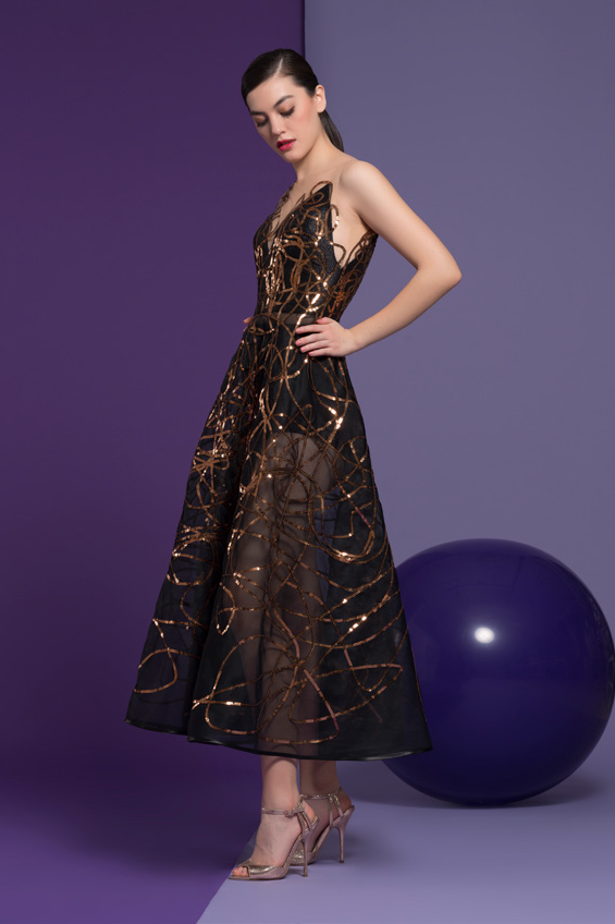 Black Sleeveless Aya Midi-Tea Dress