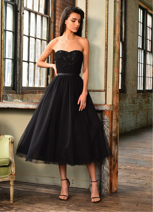 Strapless Sweetheart Midi Dress