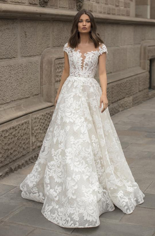 Nice_Illusion Cap Sleeve Lace Gown