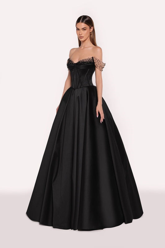 Escurs Gown