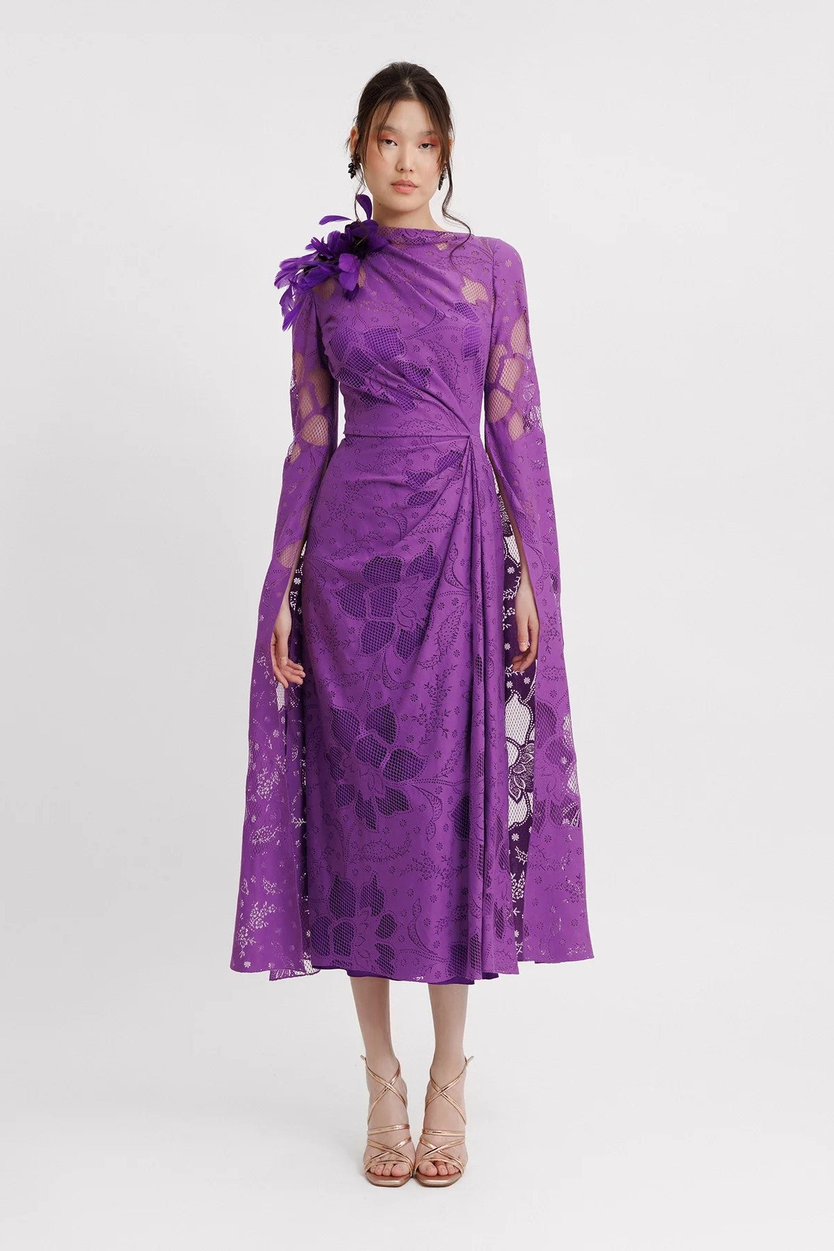 Knee-Length Sleeves Midi Dress