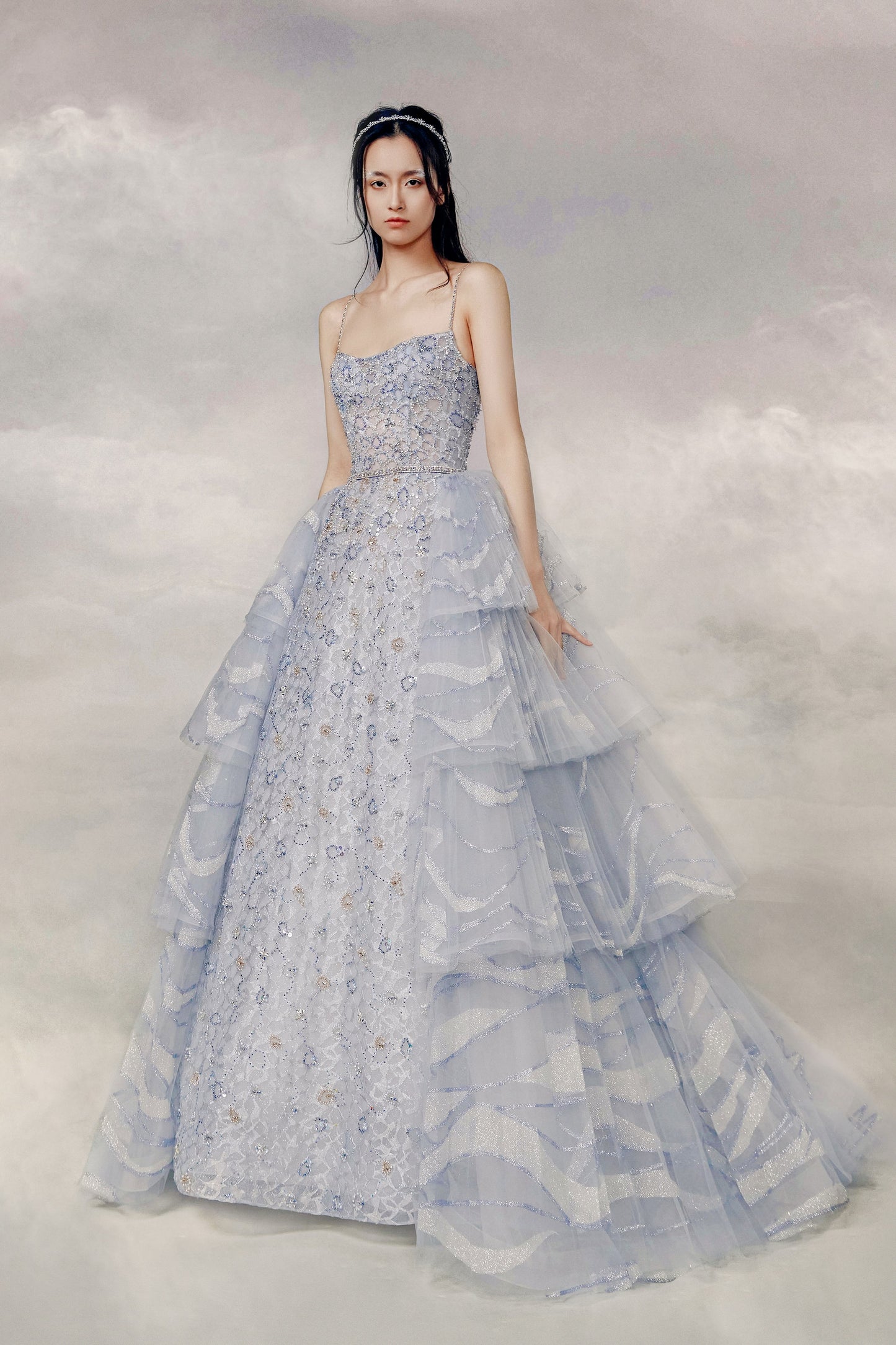 Pentti Gown