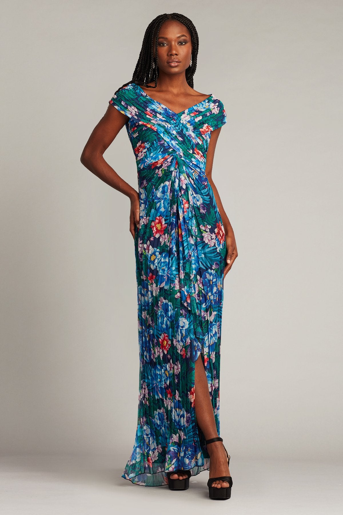 Novie Floral Print Gown