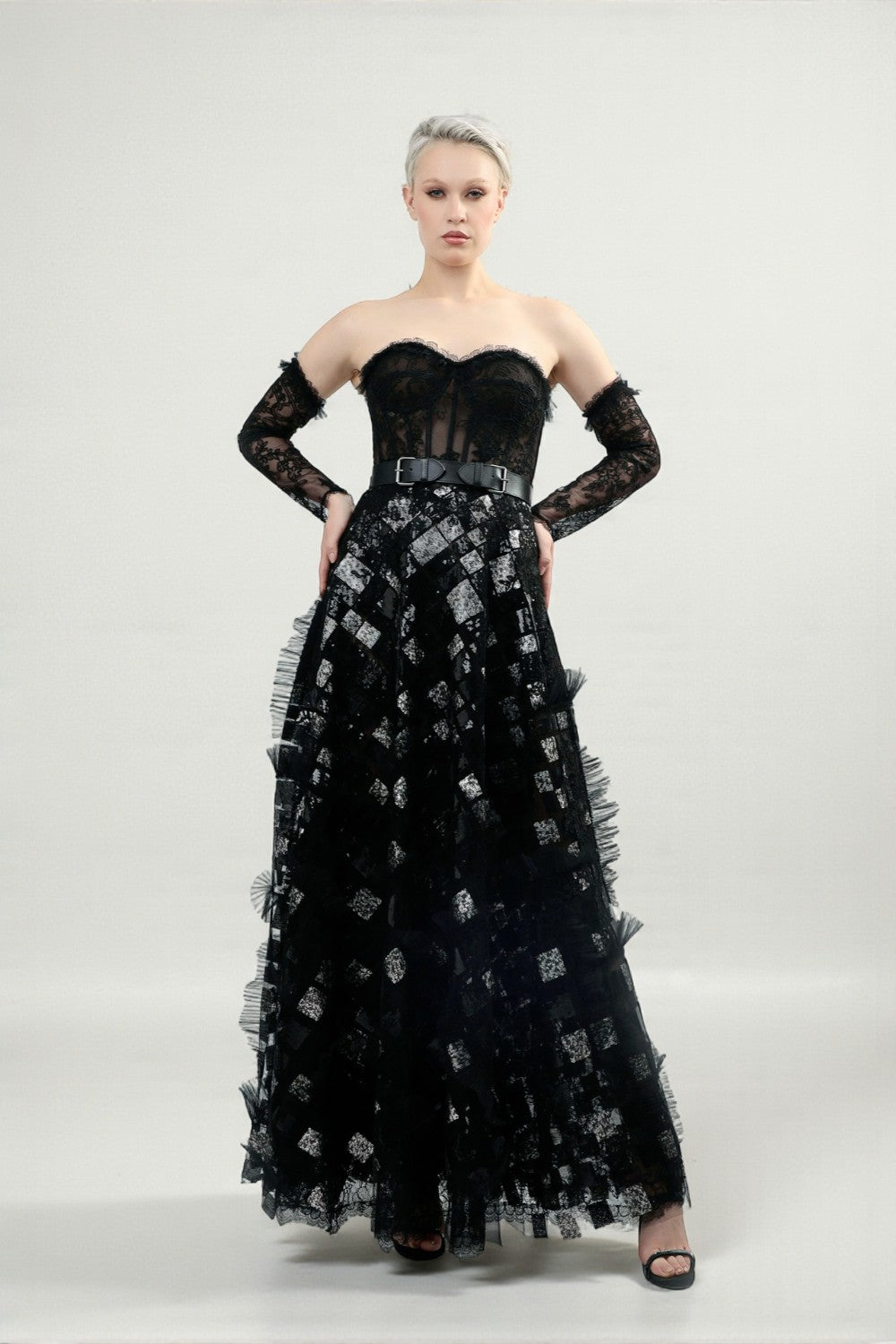 Sweetheart Lace Gown