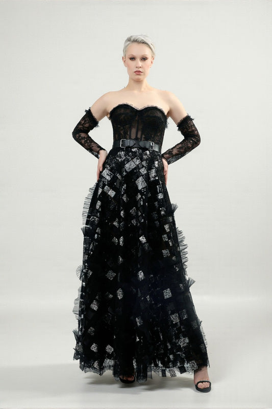 Sweetheart Lace Gown